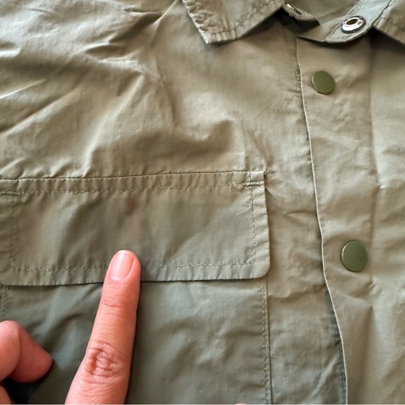 Bundle of boy button down shorts Zara, little co., and old navy - Picture 5 of 15